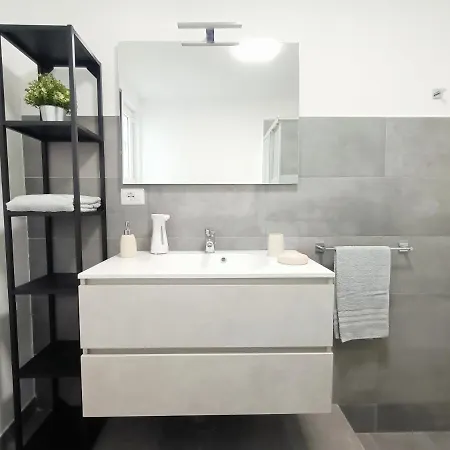 Apartment Orto Limoni - Quadrilocale Centro